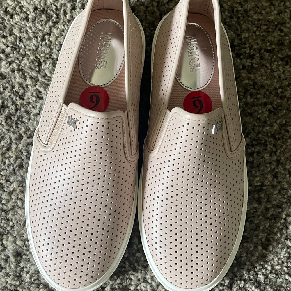 Michael kors shoes - never worn